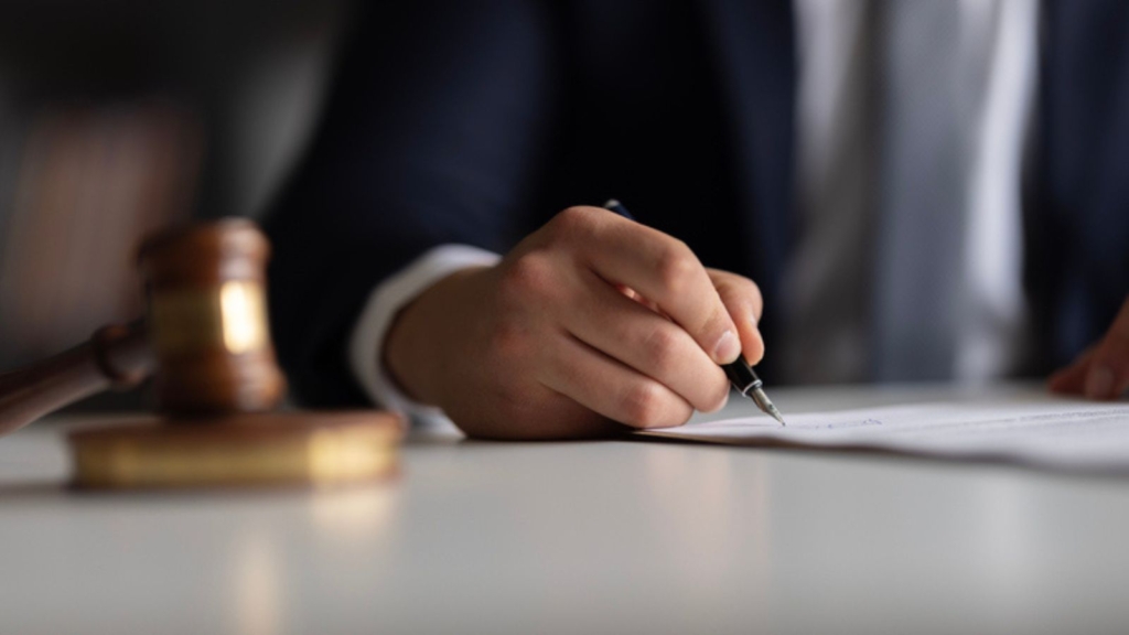 Business appraiser comparing thorough valuation documentation against courtroom legal scrutiny.